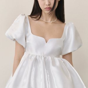 Áo babydoll tay bồng White Tafta Puff Top